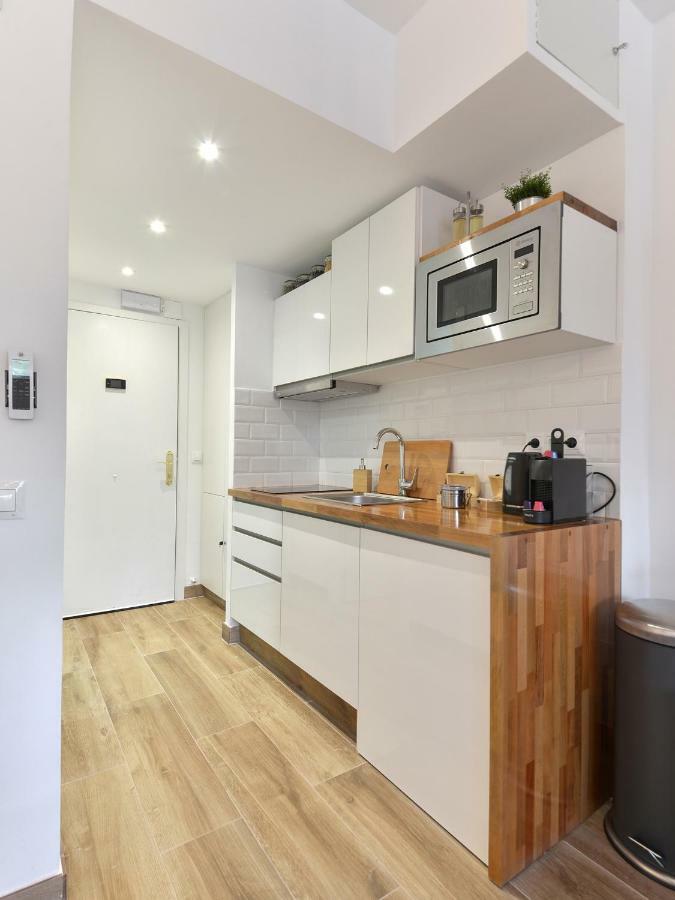 Lux Apartment By Namaste Elite Торремолинос Экстерьер фото